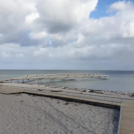 14 Person In Vaeggerlose-by Traum בית נופש Bøtø By